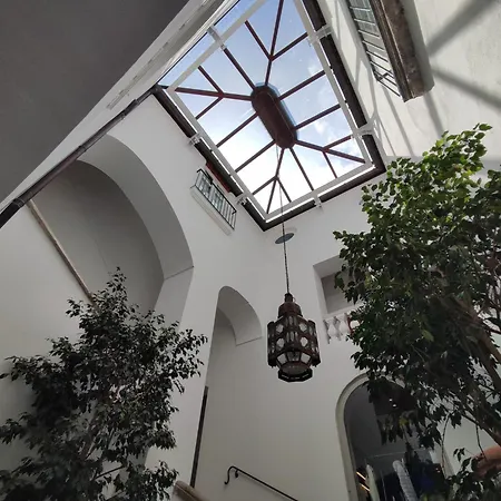 Apartment In Sorrento Near Piazza Tasso