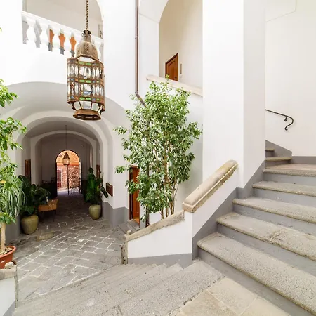 Apartment In Sorrento Near Piazza Tasso Διαμέρισμα Σορέντο